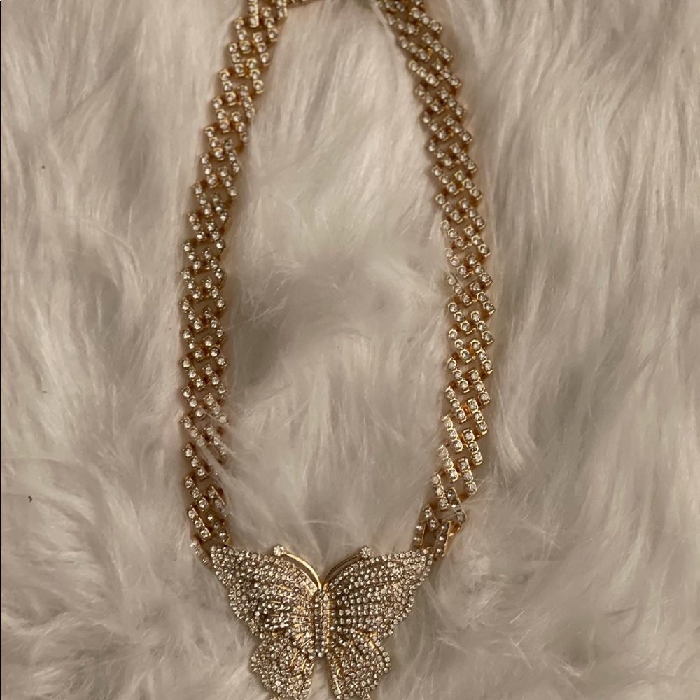 Cuban Butterfly Chain - Picture 3 of 3